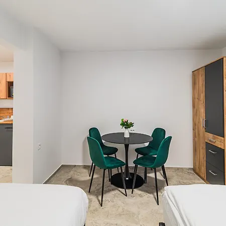 Apartment House Barsel *